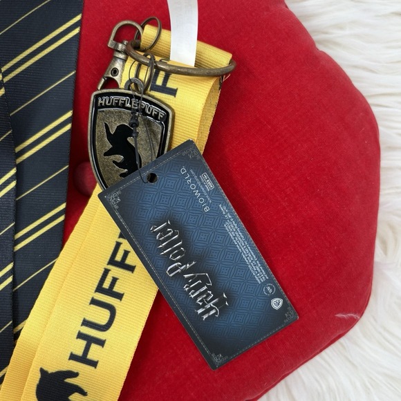 Harry Potter Hufflepuff Thick Lanyard - Picture 2 of 4